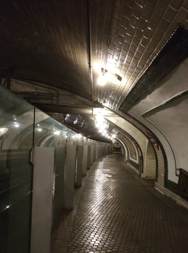 Andén Metro Chamberí