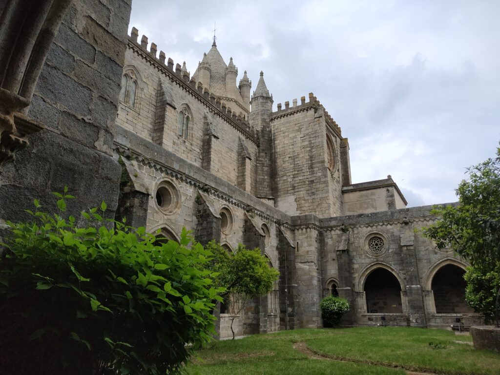 Claustro Catedral Évora