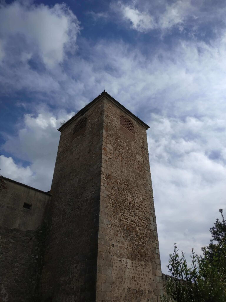 Torre muralla de Évora