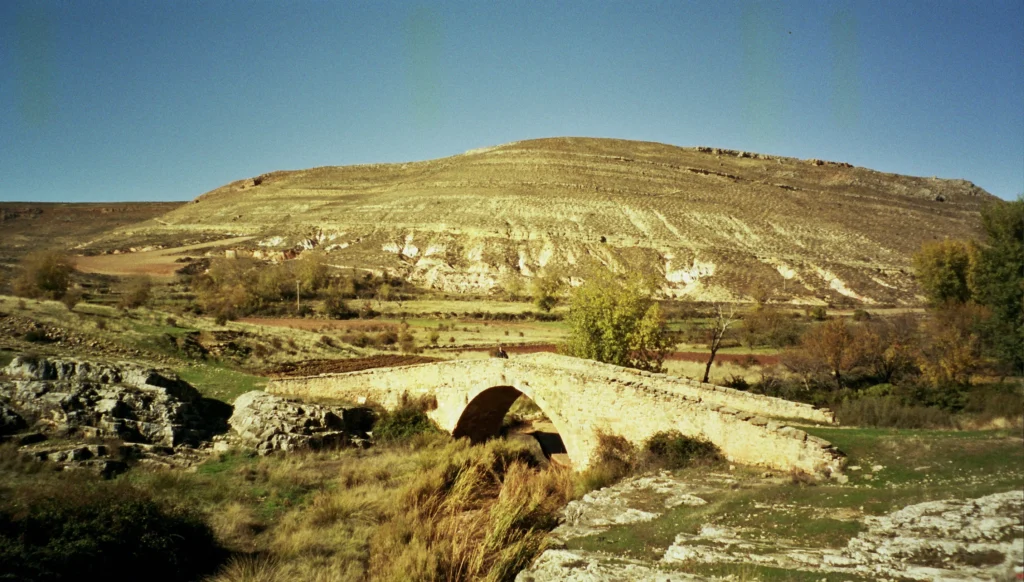 Puente medieval de Caracena