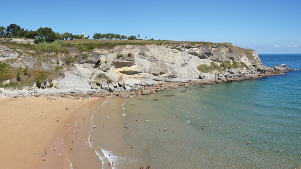 Playa Mataleñas Santander