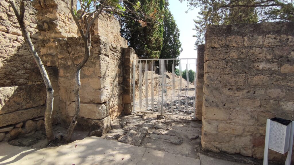 Puerta de acceso Medina Azahra