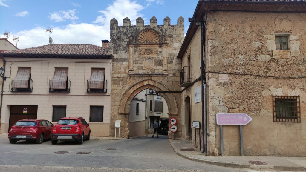 Puerta de Aguilera