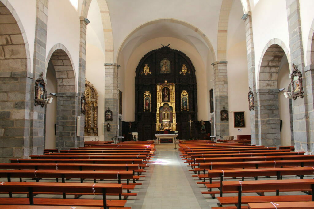 Interior Iglesia parroquial de San Vicente