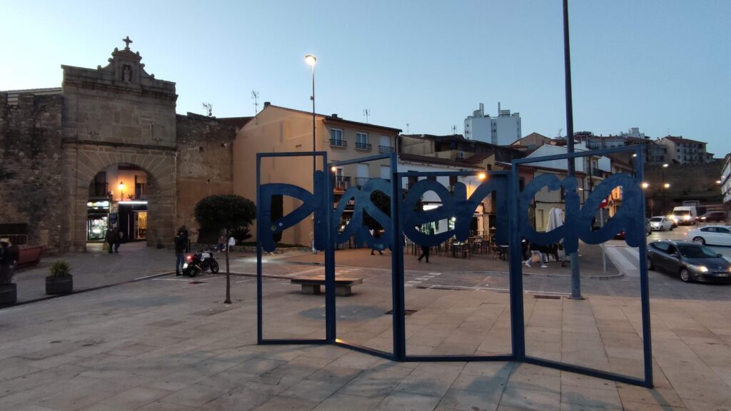 Puerta del Sol, Plasencia