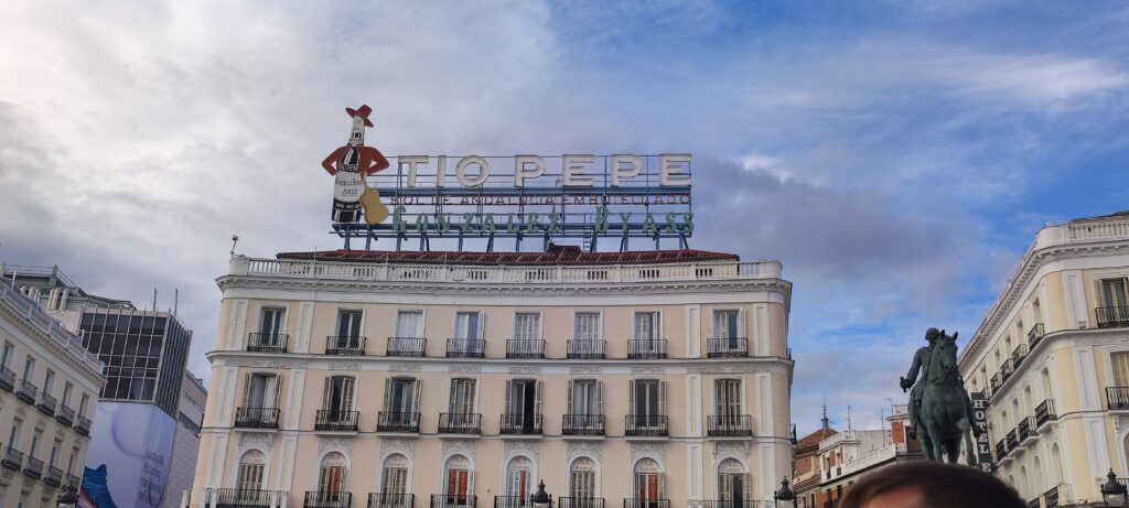 Cartel Tío Pepe, Puerta del Sol, Madrid