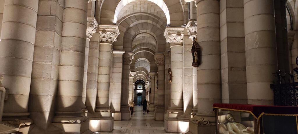 Cripta románica Catedral de la Almudena, Madrid
