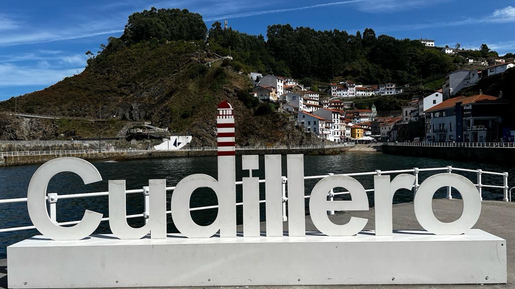 Letrero de Cudillero, Puerto de Cudillero, Asturias