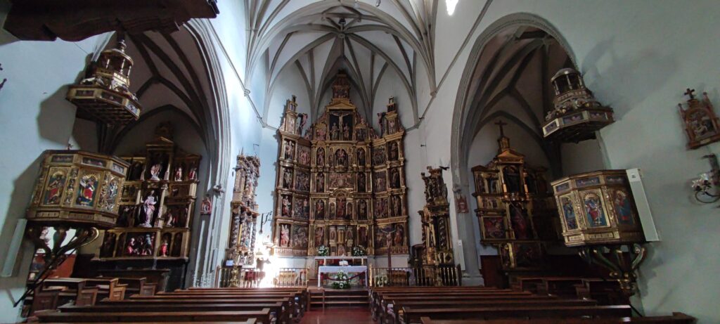 Iglesia de San Juan Evangelista, Ochagavia, Navarra