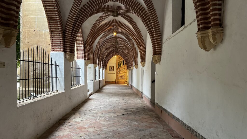 Galerías del claustro inferior, Monasterio de Sant Jeroni de Cotalba, Valencia